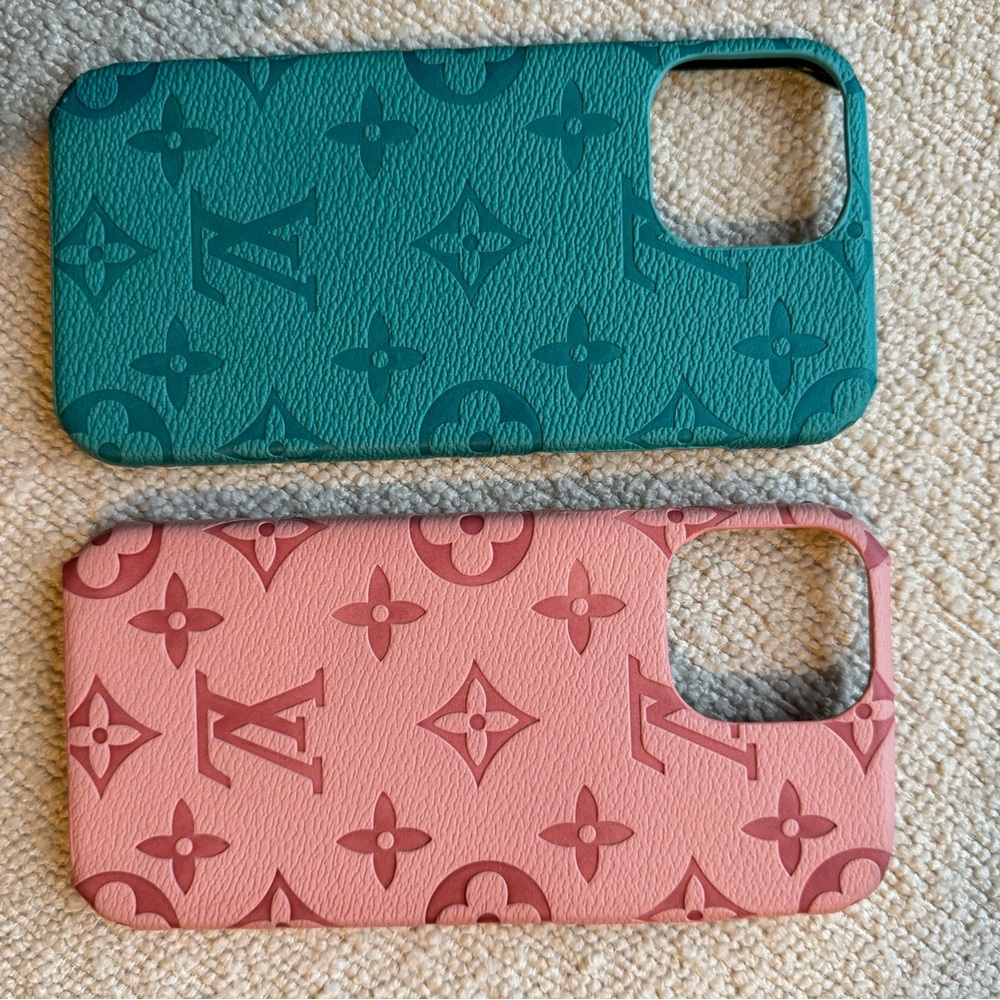 iPhone 13 Pro Max case, blue and pink